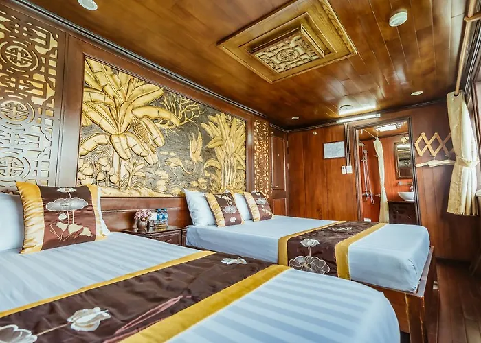 Renea Cruises 4*