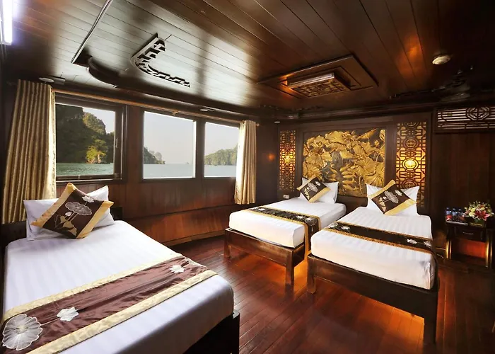 Renea Cruises Hạ Long
